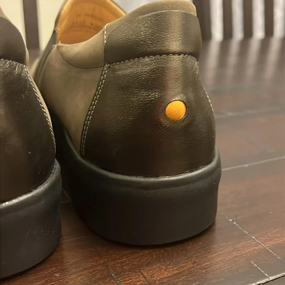 Samuel Hubbard Marin Slip-On Shoes Taupe Nubuck Brazil Women’s Size 9.5 W Wide
